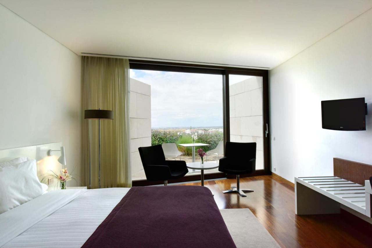 Pousada Palacio De Estoi - Small Luxury Hotels Of The World Luaran gambar A room at the hotel