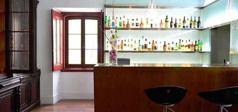 Pousada Palacio De Estoi - Small Luxury Hotels Of The World Luaran gambar The bar at the Hotel Sacher